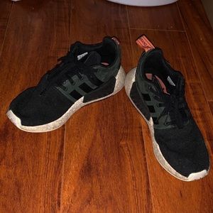 Adidas NMD R2